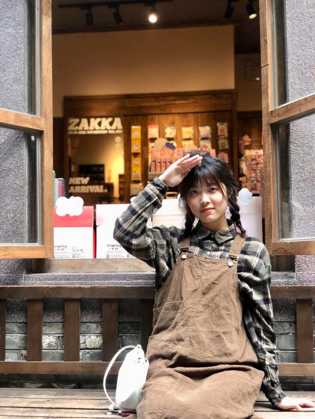 邓敏谊：以平凡惠“敏”之心，续人间不凡情“谊”