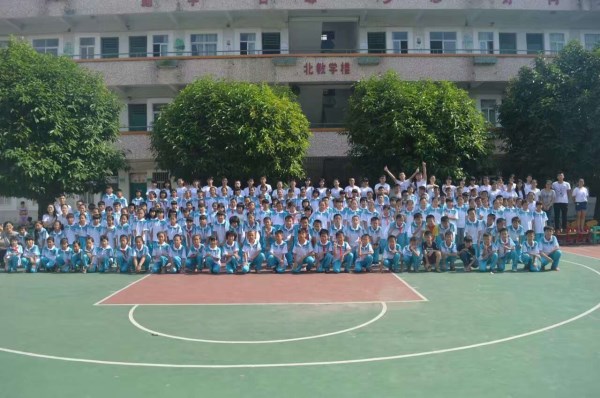 参加就协社会实践队三下乡的所有学生