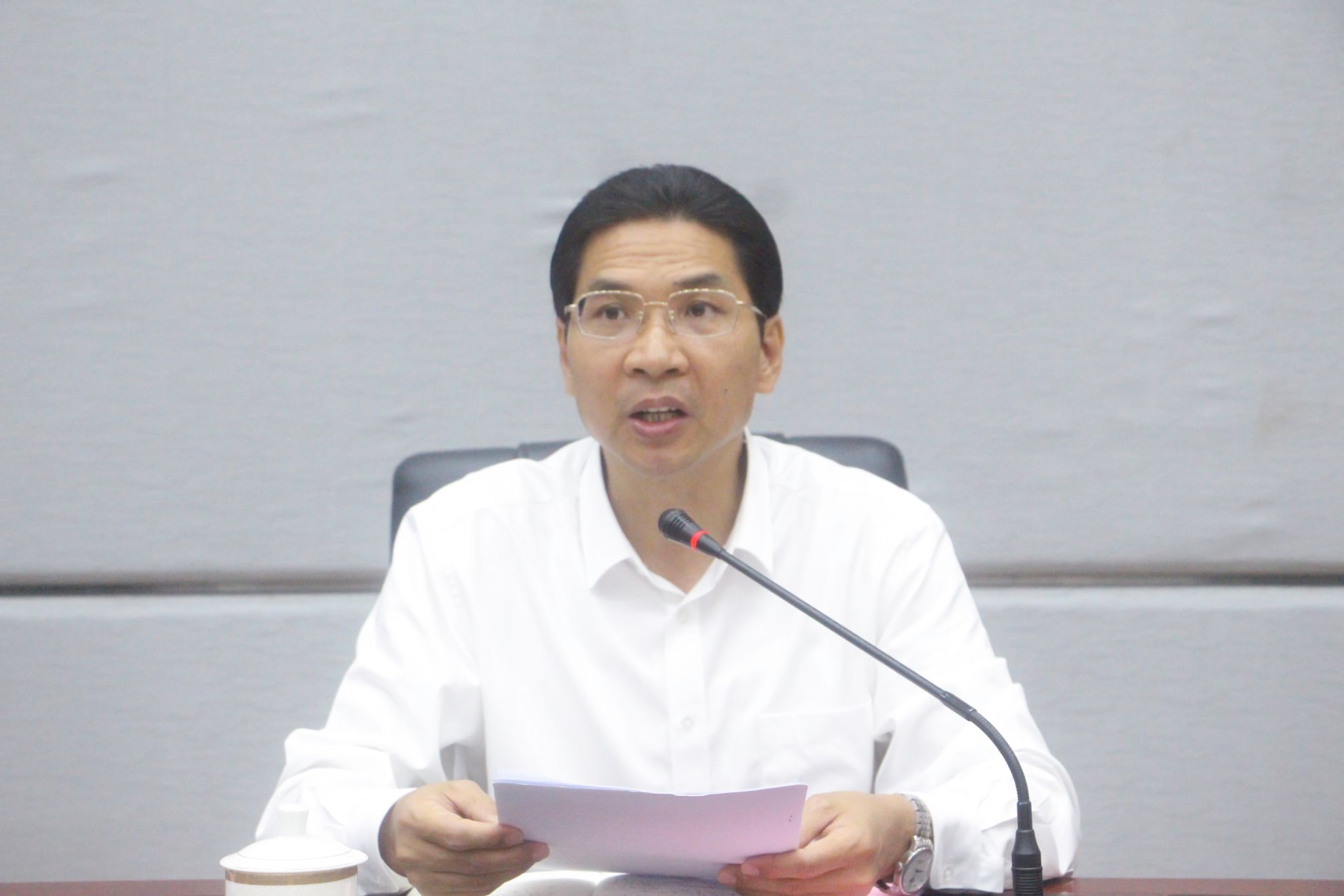 罗楚君摄-8 领导特写(1).jpg