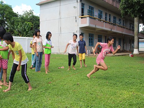 默契十足的接力赛