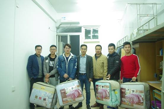 说明: c:\users\张博\appdata\local\microsoft\windows\inetcache\content.word\imgp8706.jpg