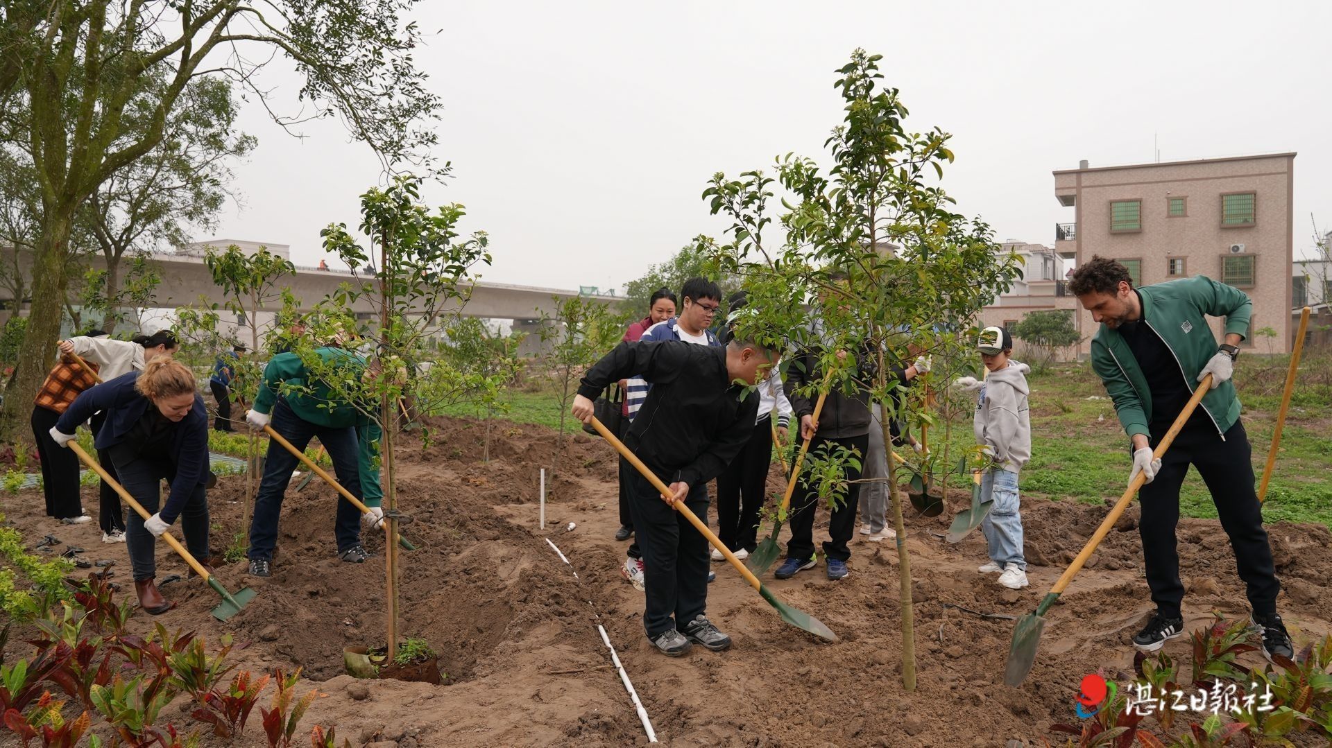 d9a2344a84a99e3f0b60805d5ba8ae30.jpeg d9a2344a84a99e3f0b60805d5ba8ae30.jpeg