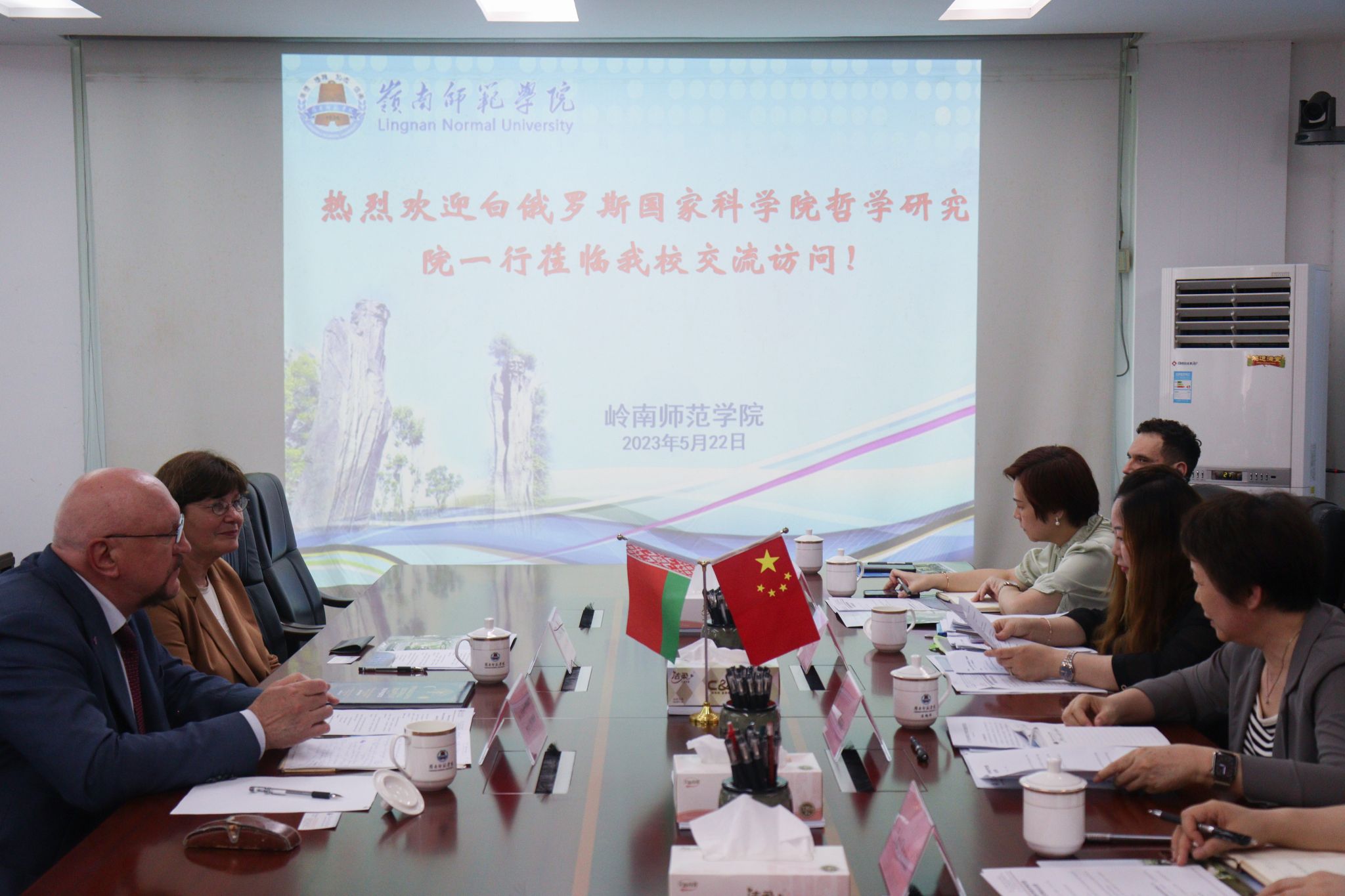 罗景柔摄(7)会议全景.jpg