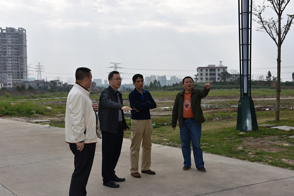 说明: http://news.lingnan.edu.cn/_mediafile/${ownername}/files/2016/0115/20160115175437465.jpg