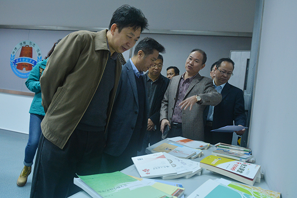 说明: http://news.lingnan.edu.cn/_mediafile/${ownername}/files/2016/0118/20160118142212341.jpg