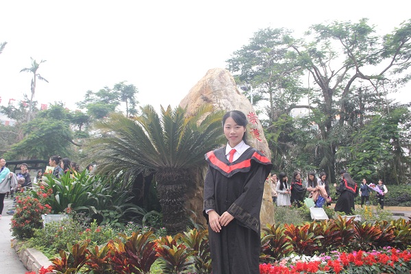 施敏:向日葵花永不败