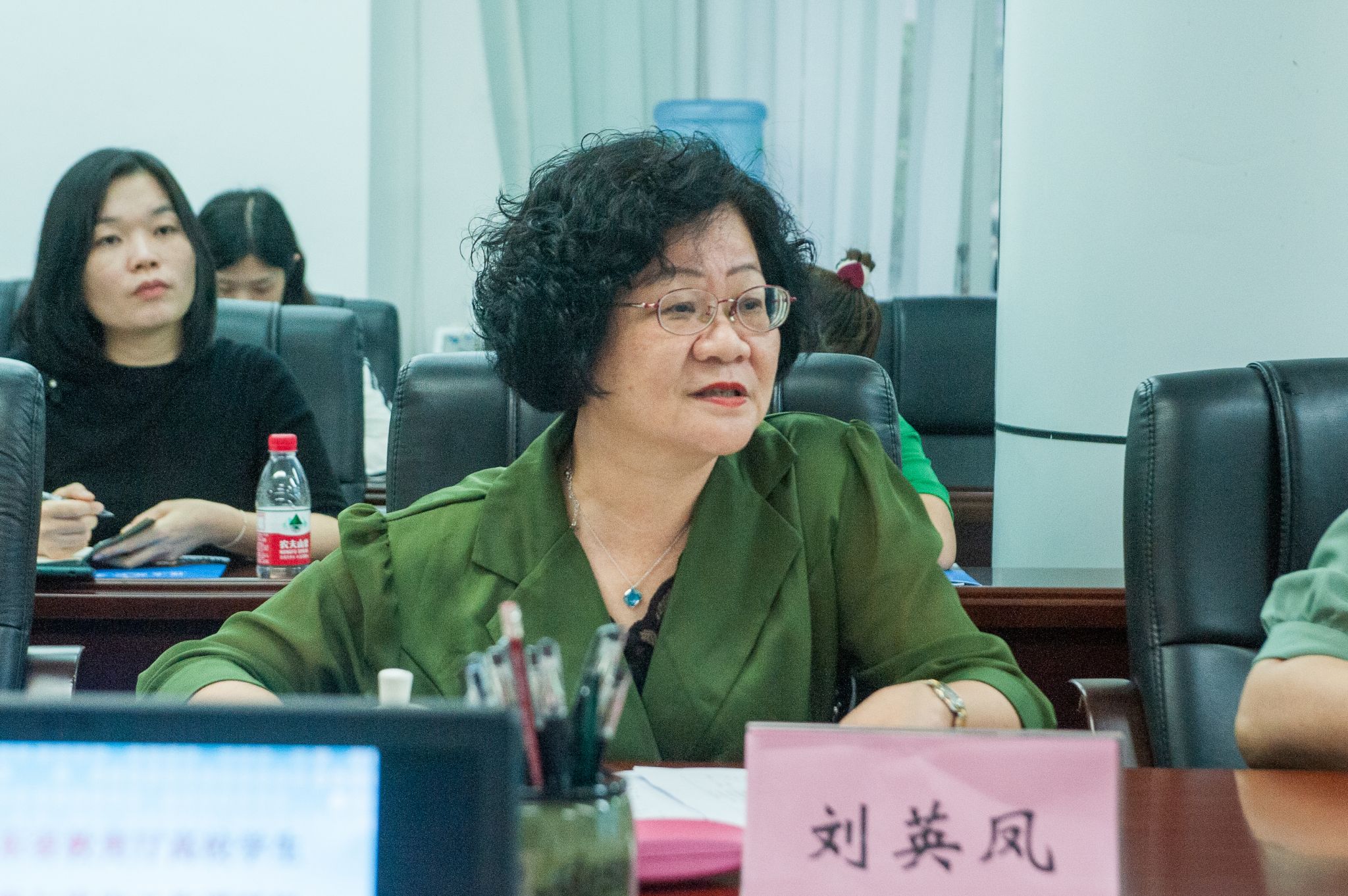 杨俊摄 (46) 刘英凤.jpg