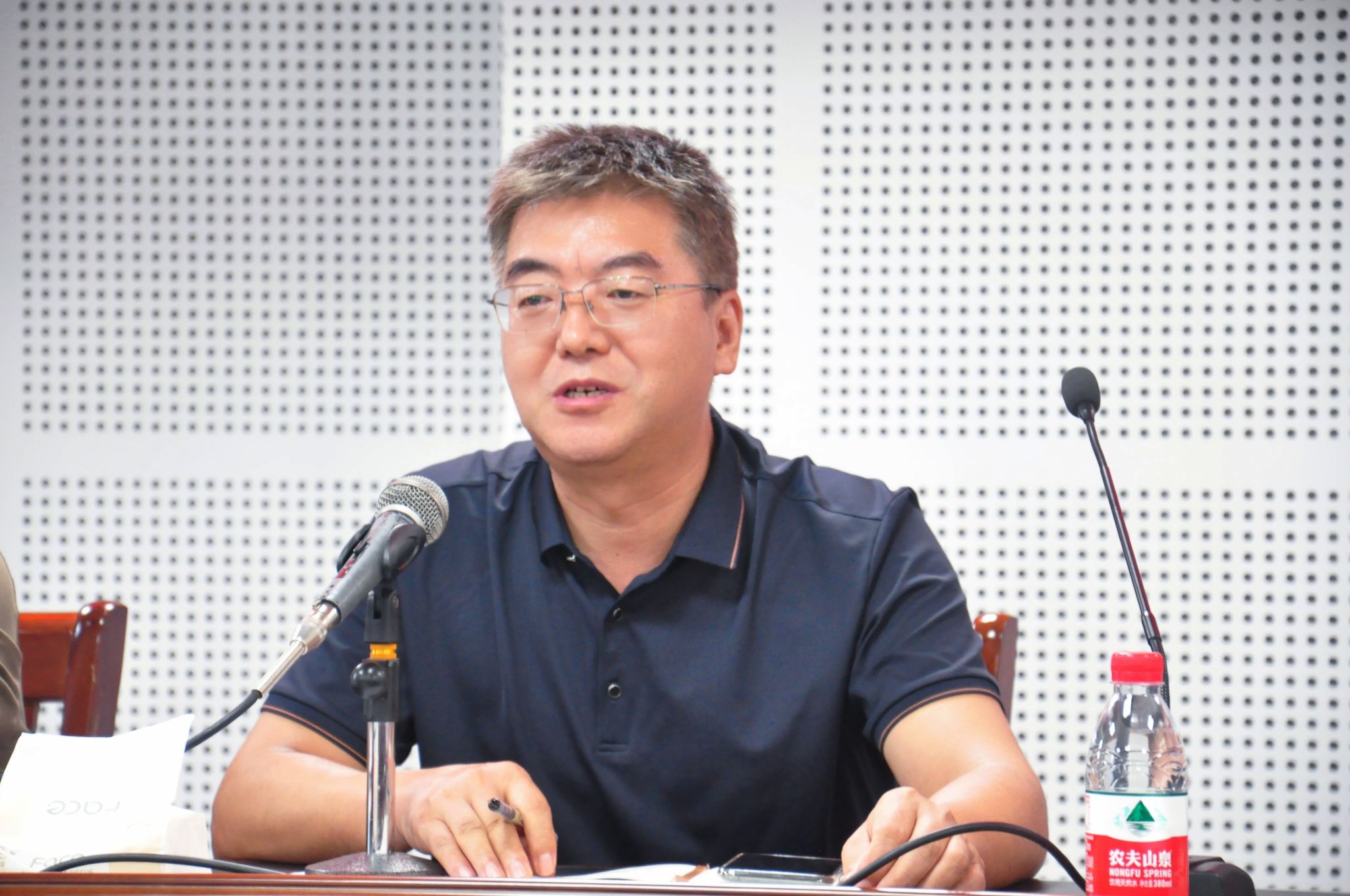 孙院长1.jpg 孙院长1.jpg