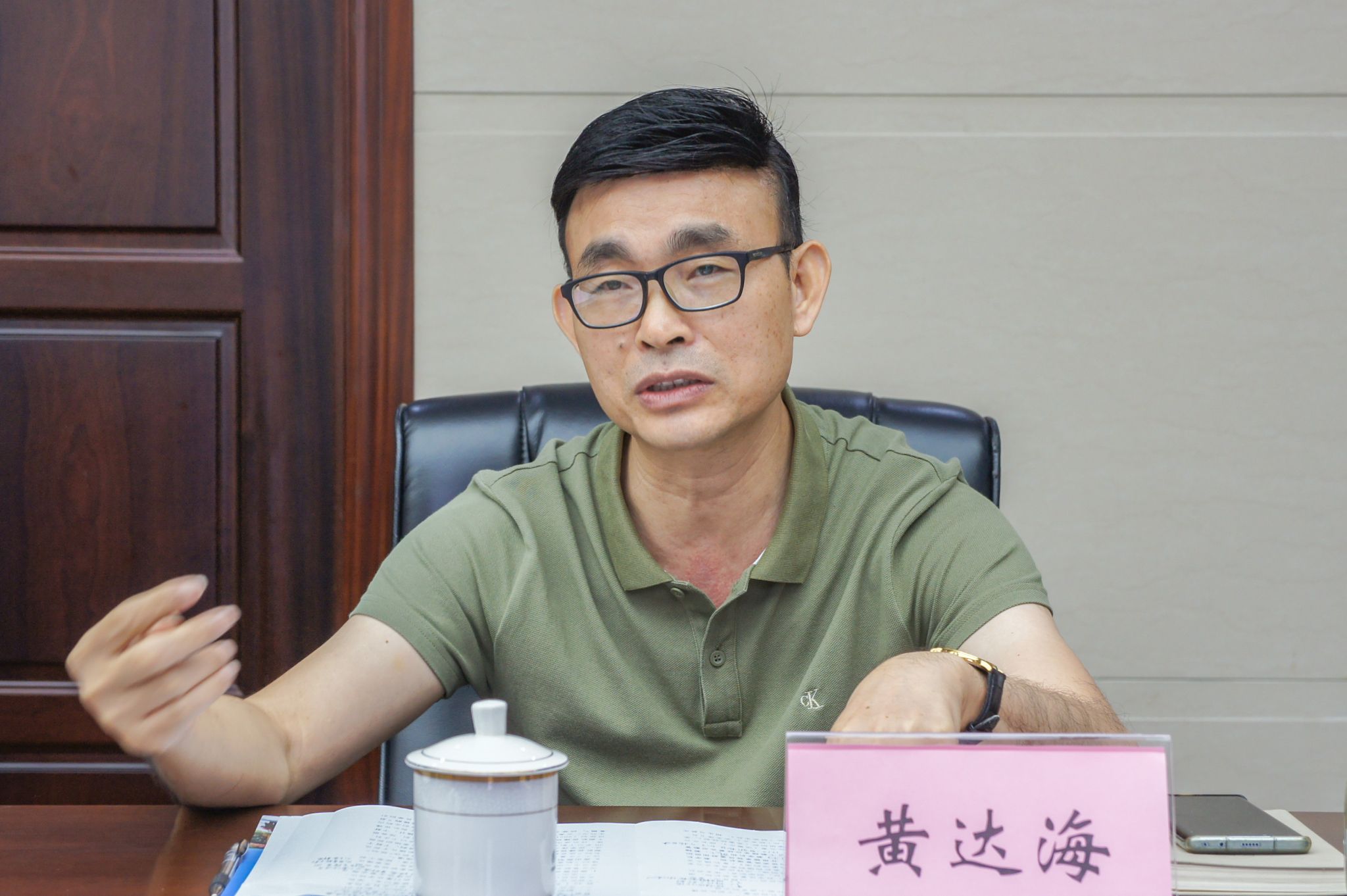 陈香媚摄(3)黄达海特写 (2).jpg