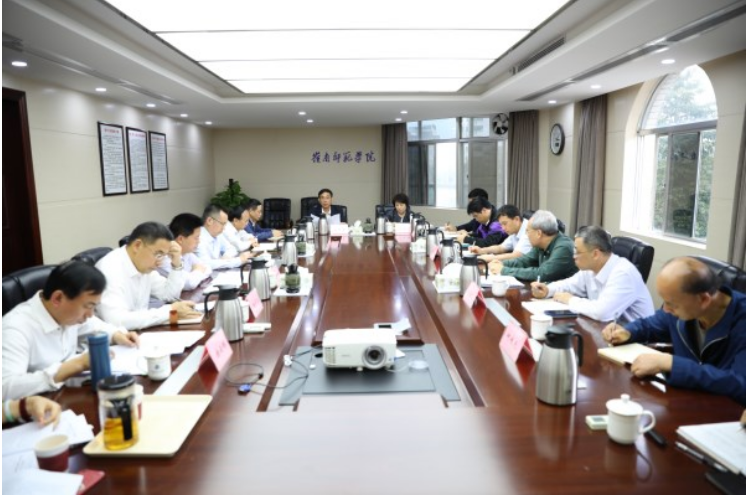 聚焦2022年全国两会