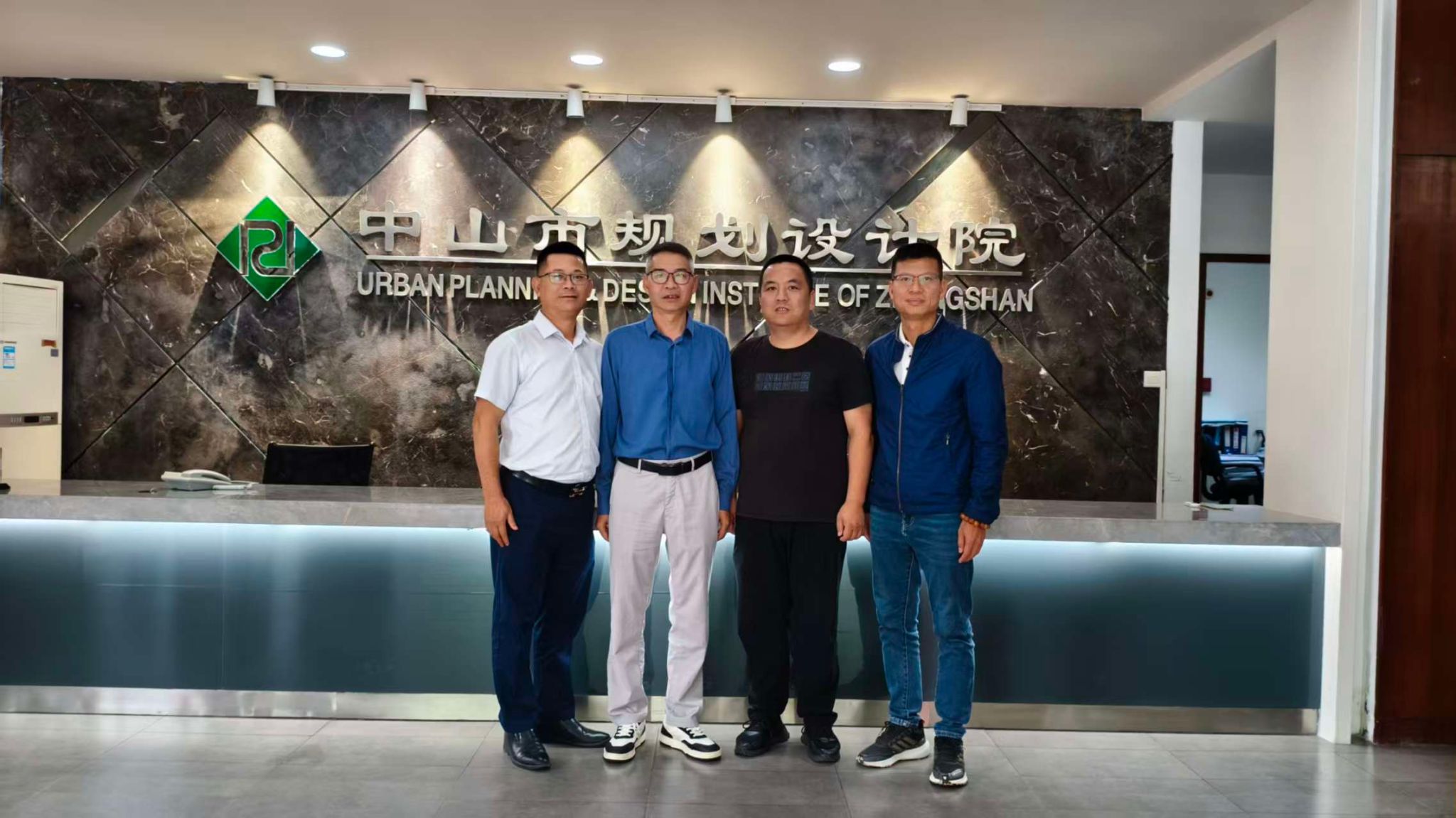 ce12cc63d9aa2cdcb770ff1c6fc9c200.jpg ce12cc63d9aa2cdcb770ff1c6fc9c200.jpg