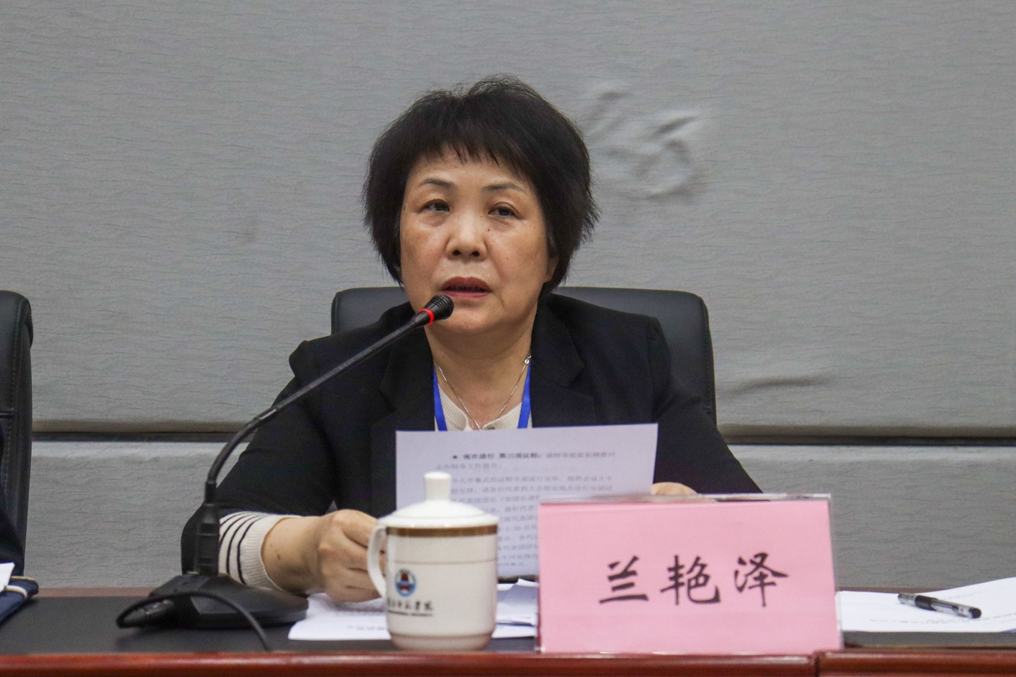 王佳乐摄 (8)兰艳泽特写.jpg