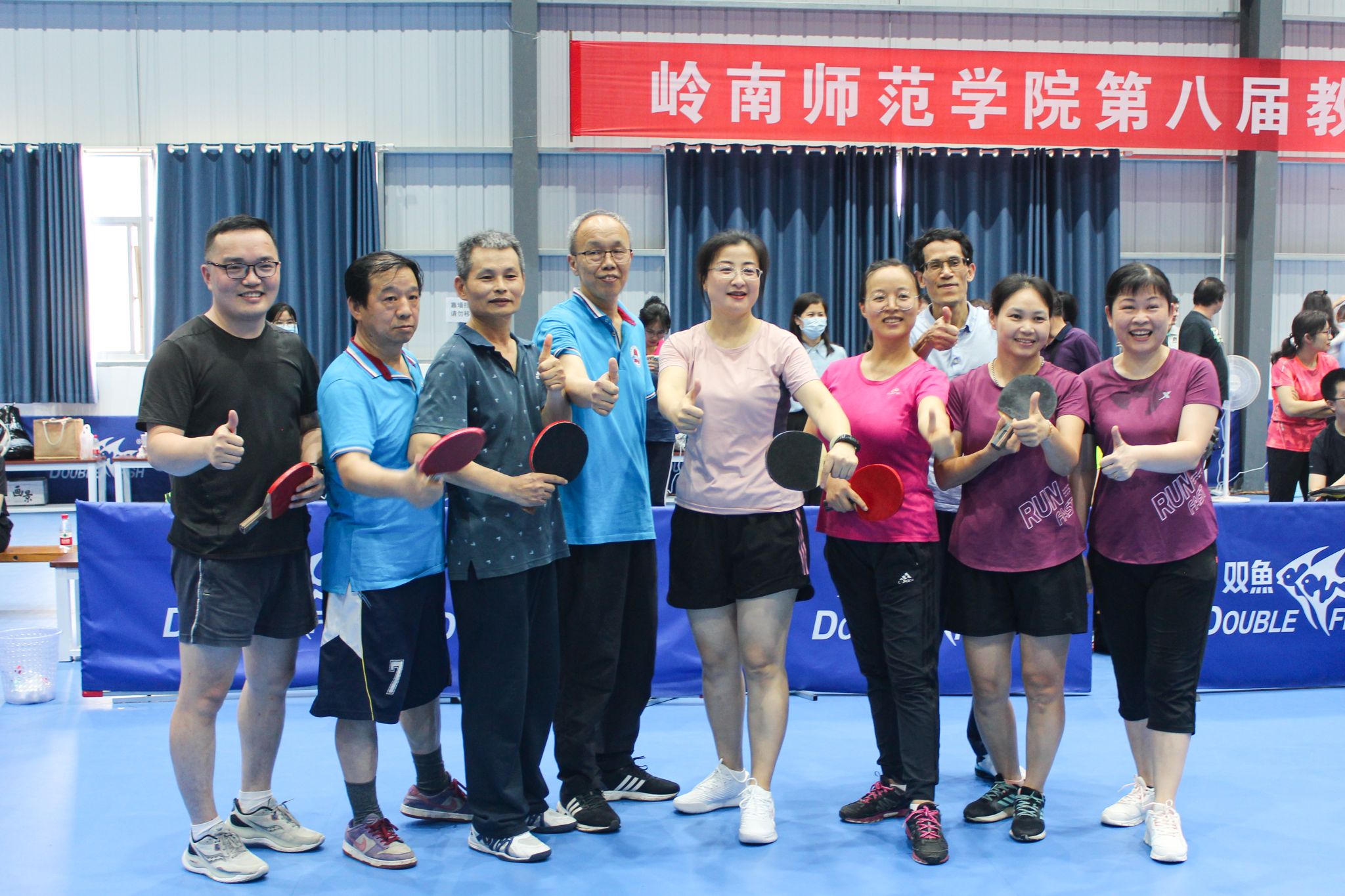 教师乒乓球赛吴茂靖摄.jpg 教师乒乓球赛吴茂靖摄.jpg