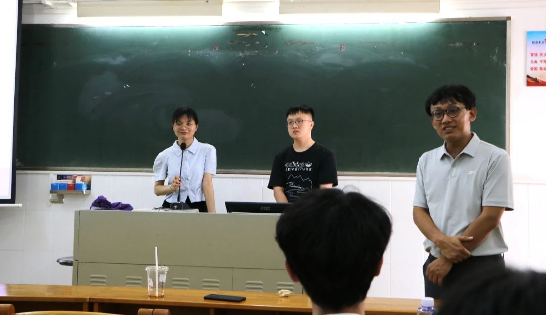 现场.jpg 现场.jpg