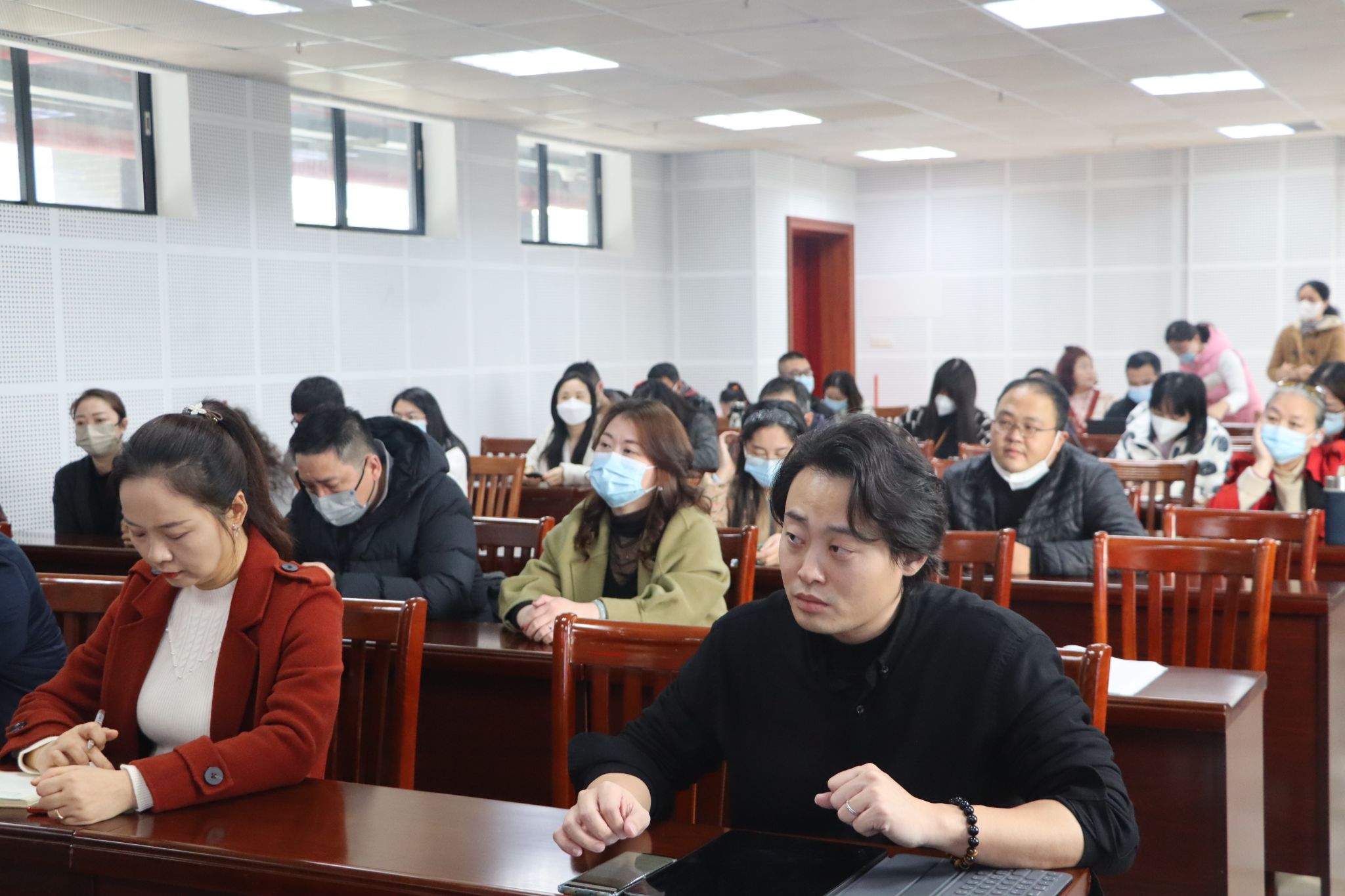 会场照片2.jpg