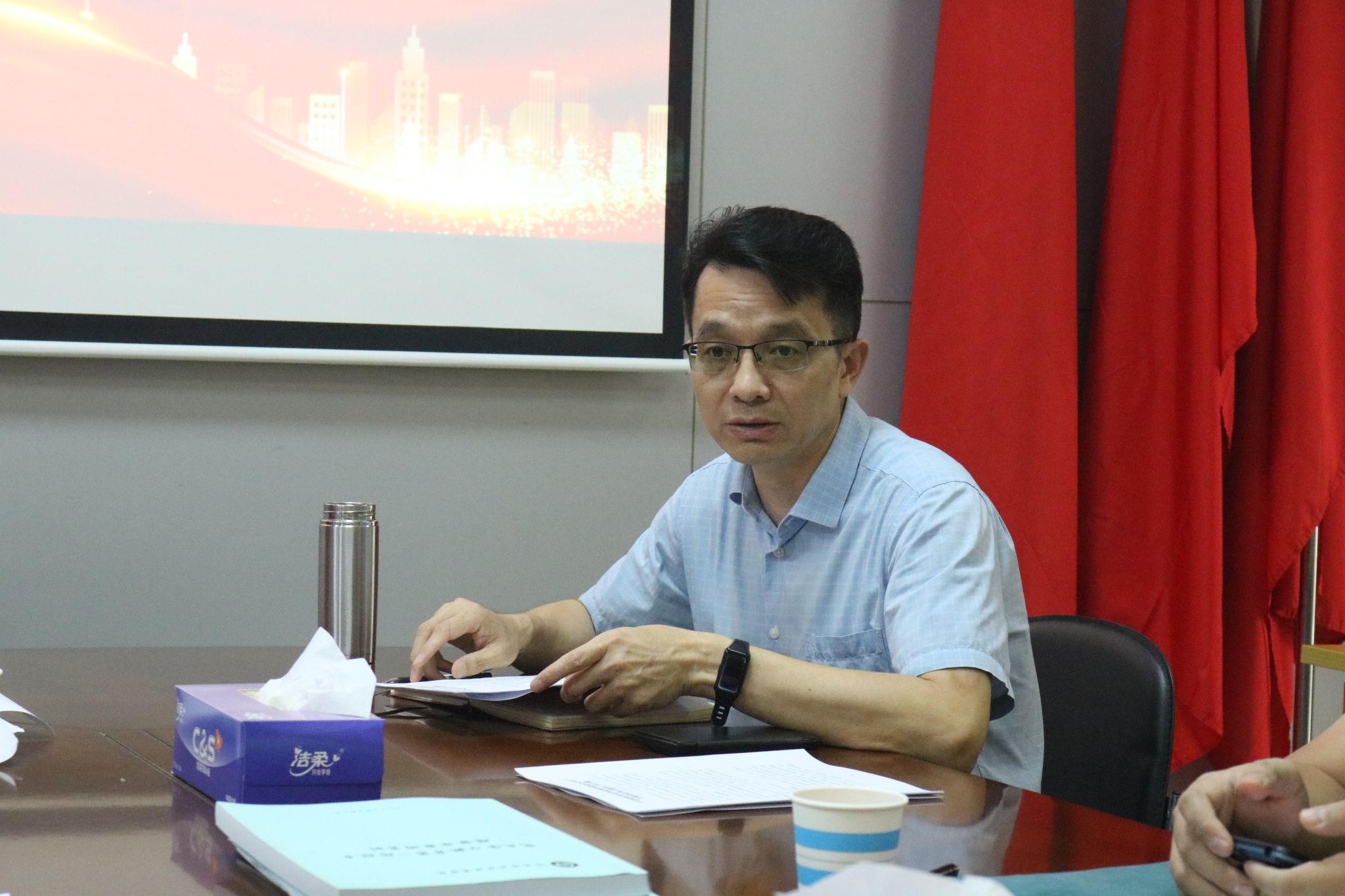 许抄军院长发言 (1).JPG 许抄军院长发言 (1).JPG