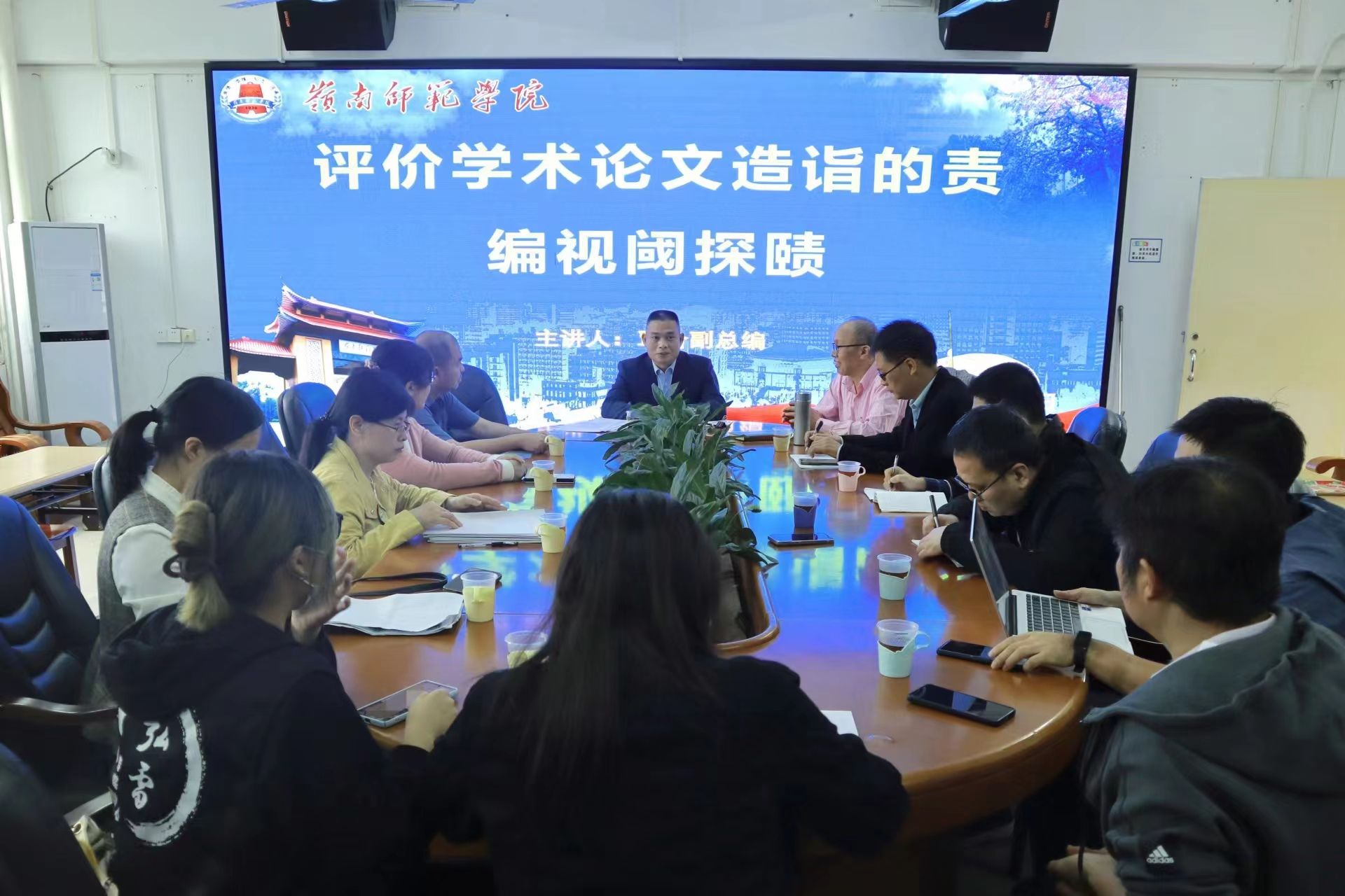 现场图片1.jpg 现场图片1.jpg