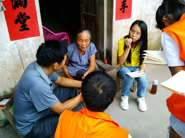与村民访谈