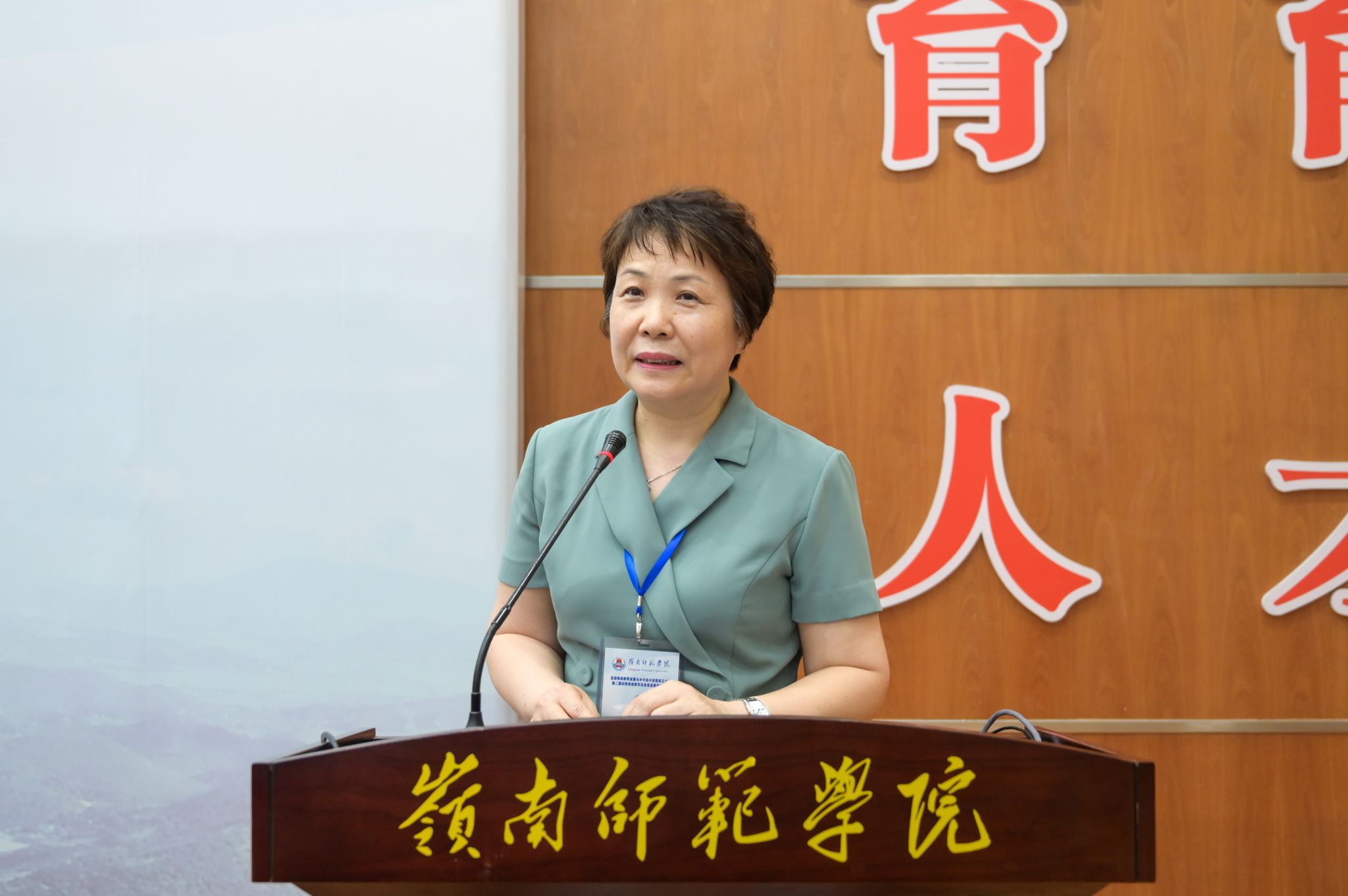 范昕怡摄 (13).jpg