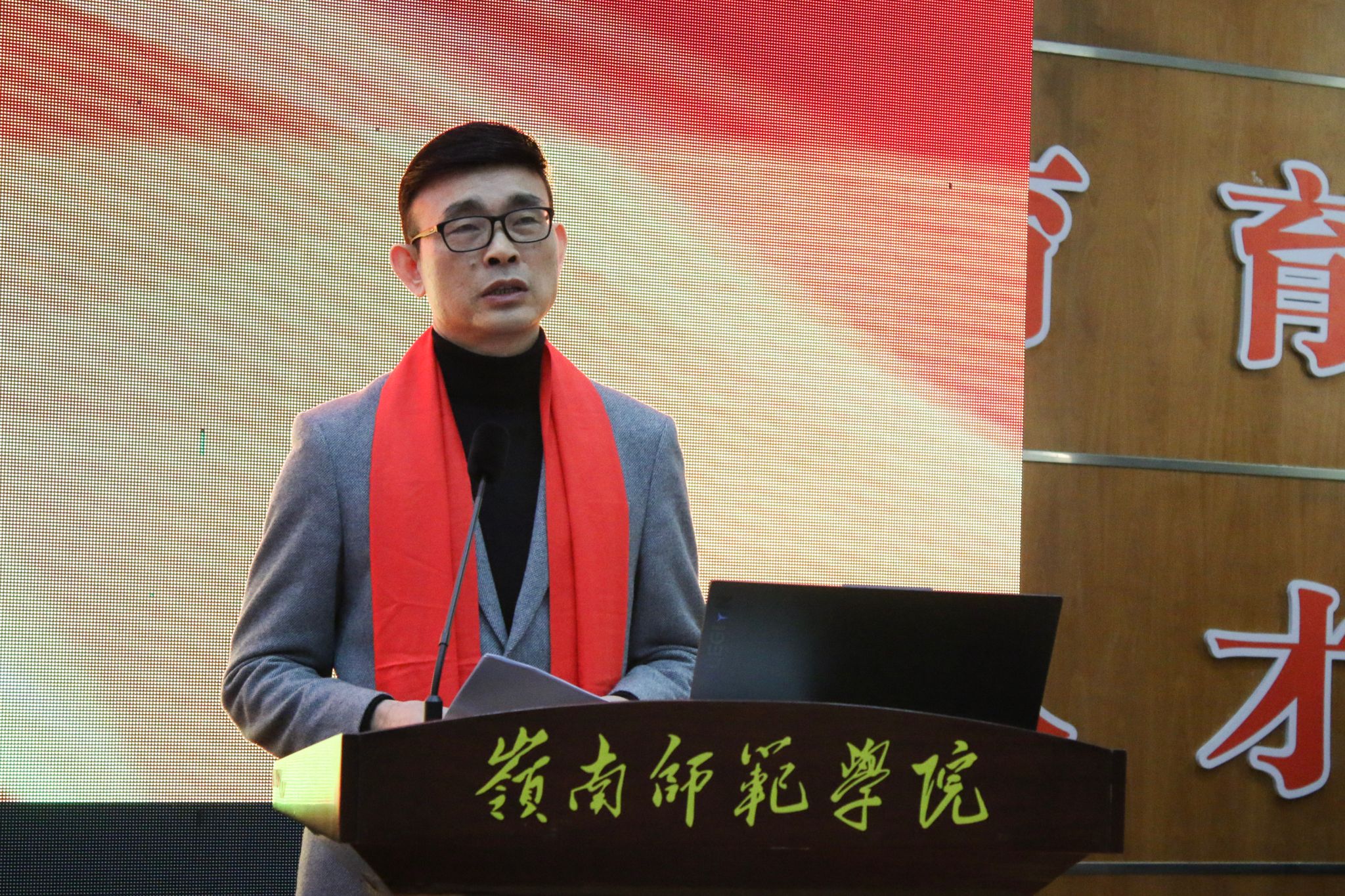 唐伟俊摄6 黄达海特写.jpg