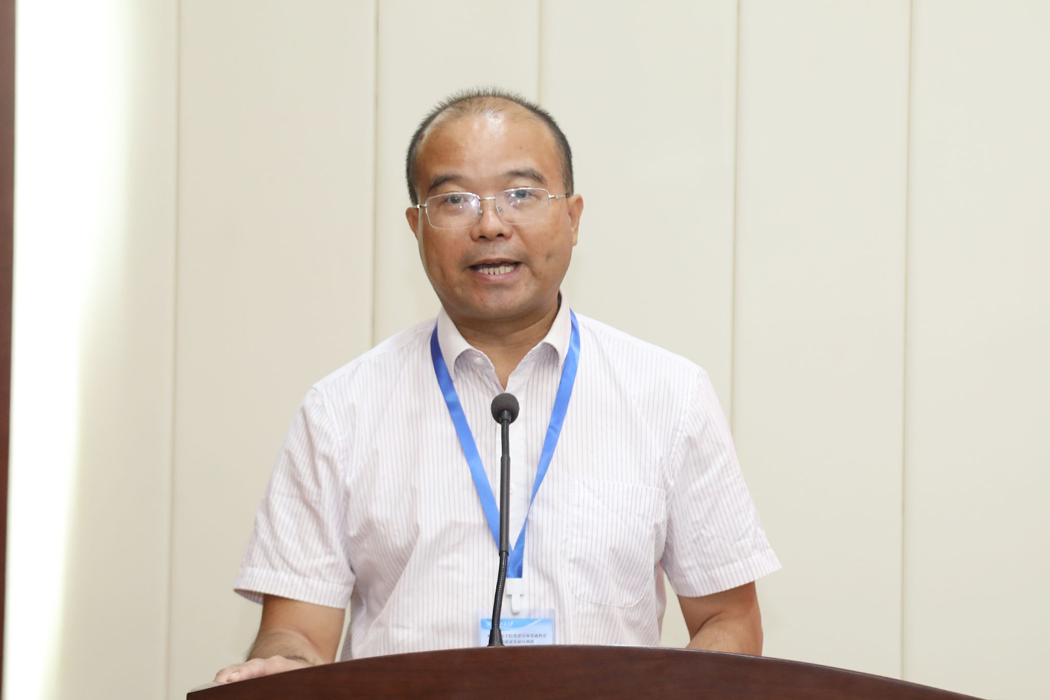 5-学员代表黎德群发言.JPG
