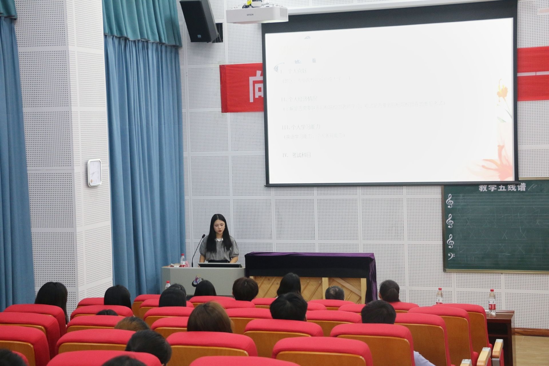 郑同学.jpg 郑同学.jpg