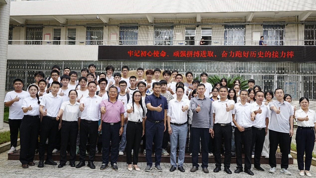 图片3.jpg 图片3.jpg