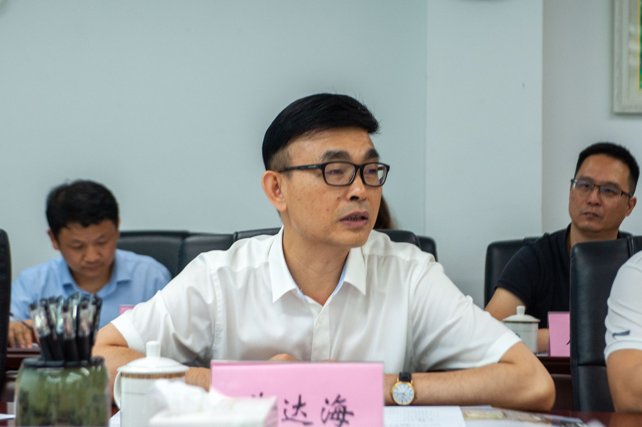 杨俊摄 (3)  黄达海书记.jpg