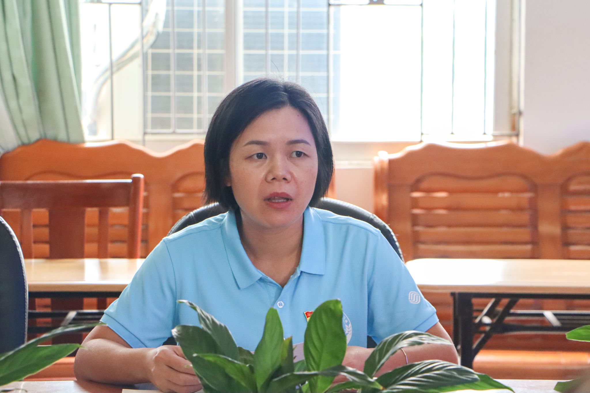 梁碧斐副书记发言(朱洁妍 摄).jpg 梁碧斐副书记发言(朱洁妍 摄).jpg