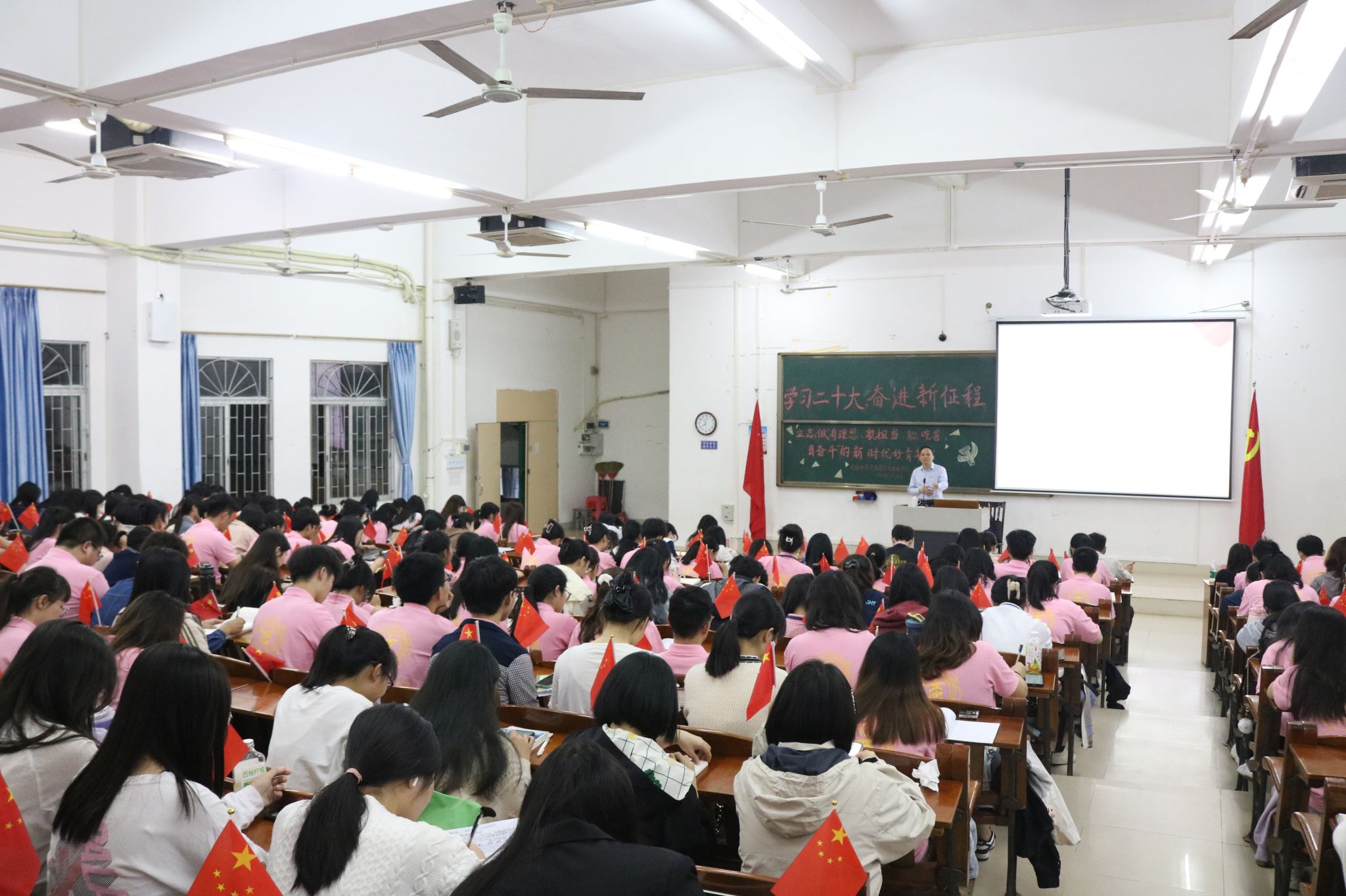 %E7%8E%B0%E5%9C%BA%E7%85%A7%EF%BC%886%EF%BC%89.JPG %E7%8E%B0%E5%9C%BA%E7%85%A7%EF%BC%886%EF%BC%89.JPG