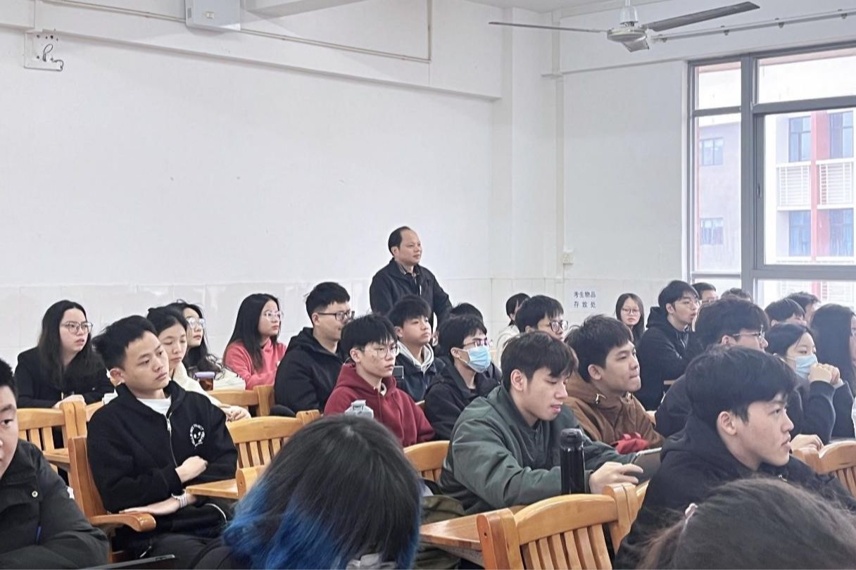 现场.jpg 现场.jpg