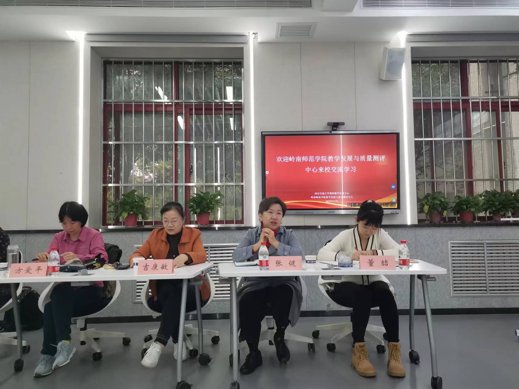 张健.jpg 张健.jpg