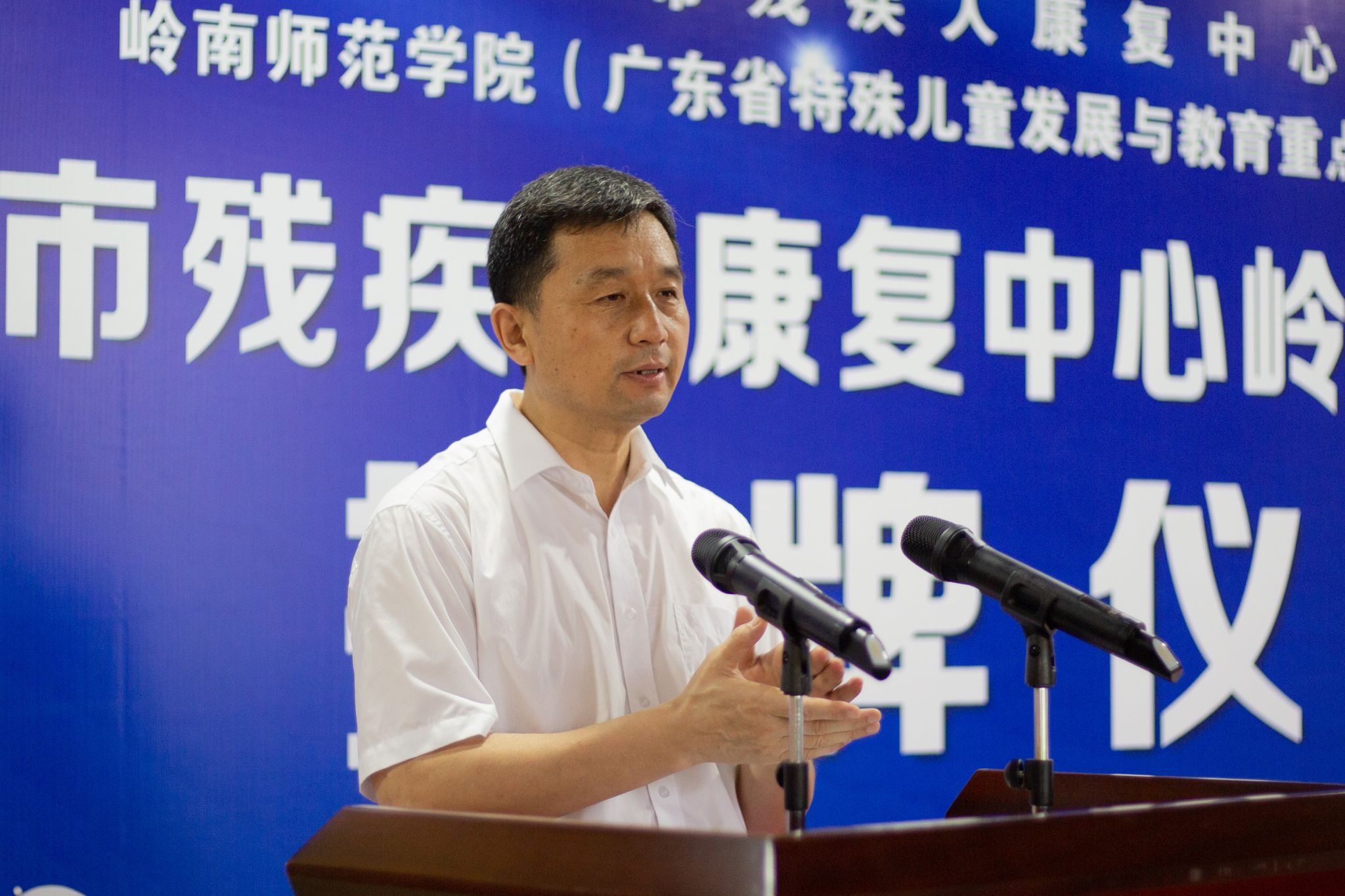 王胜副校长.jpg 王胜副校长.jpg
