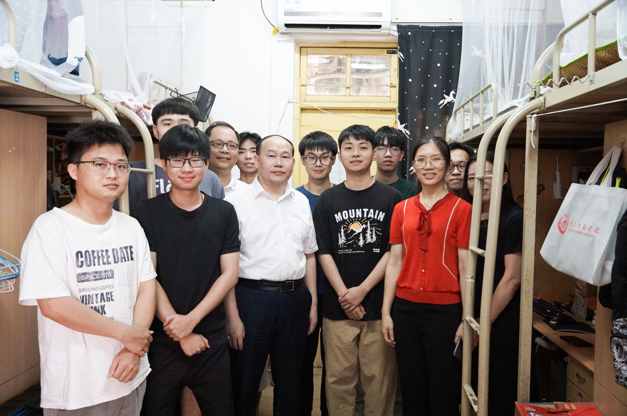 朱洁摄 (14)阳校走访.jpg