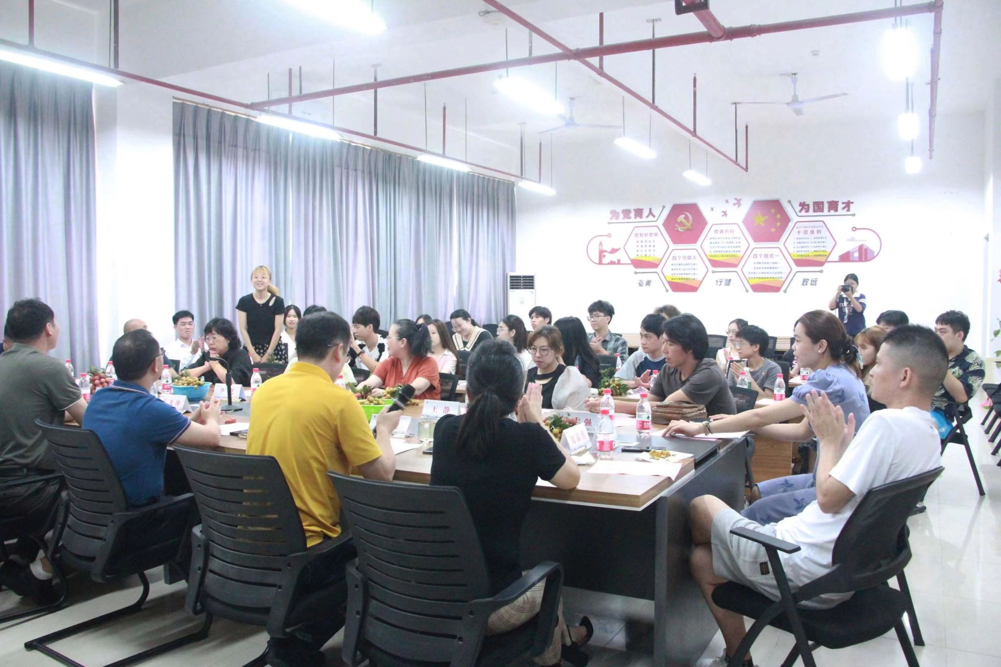 4a043bf80088d758a27fd186ca299bf.jpg 4a043bf80088d758a27fd186ca299bf.jpg