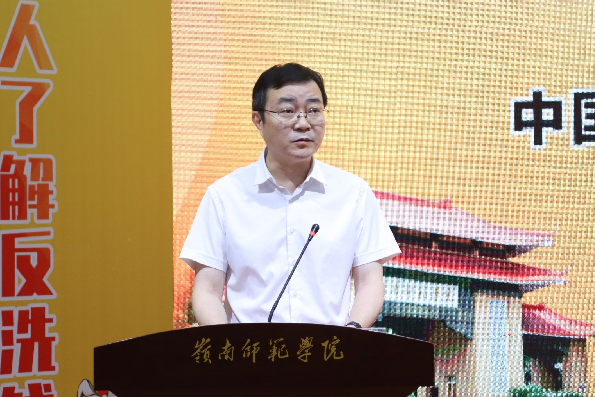 唐伟俊摄10-江晓帆特写.jpg