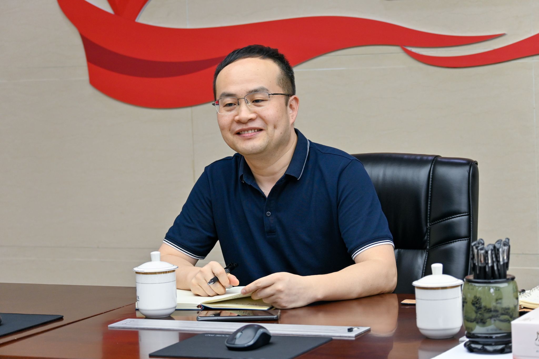 佟烨摄--领导特写 (4) 2.JPG 佟烨摄--领导特写 (4) 2.JPG