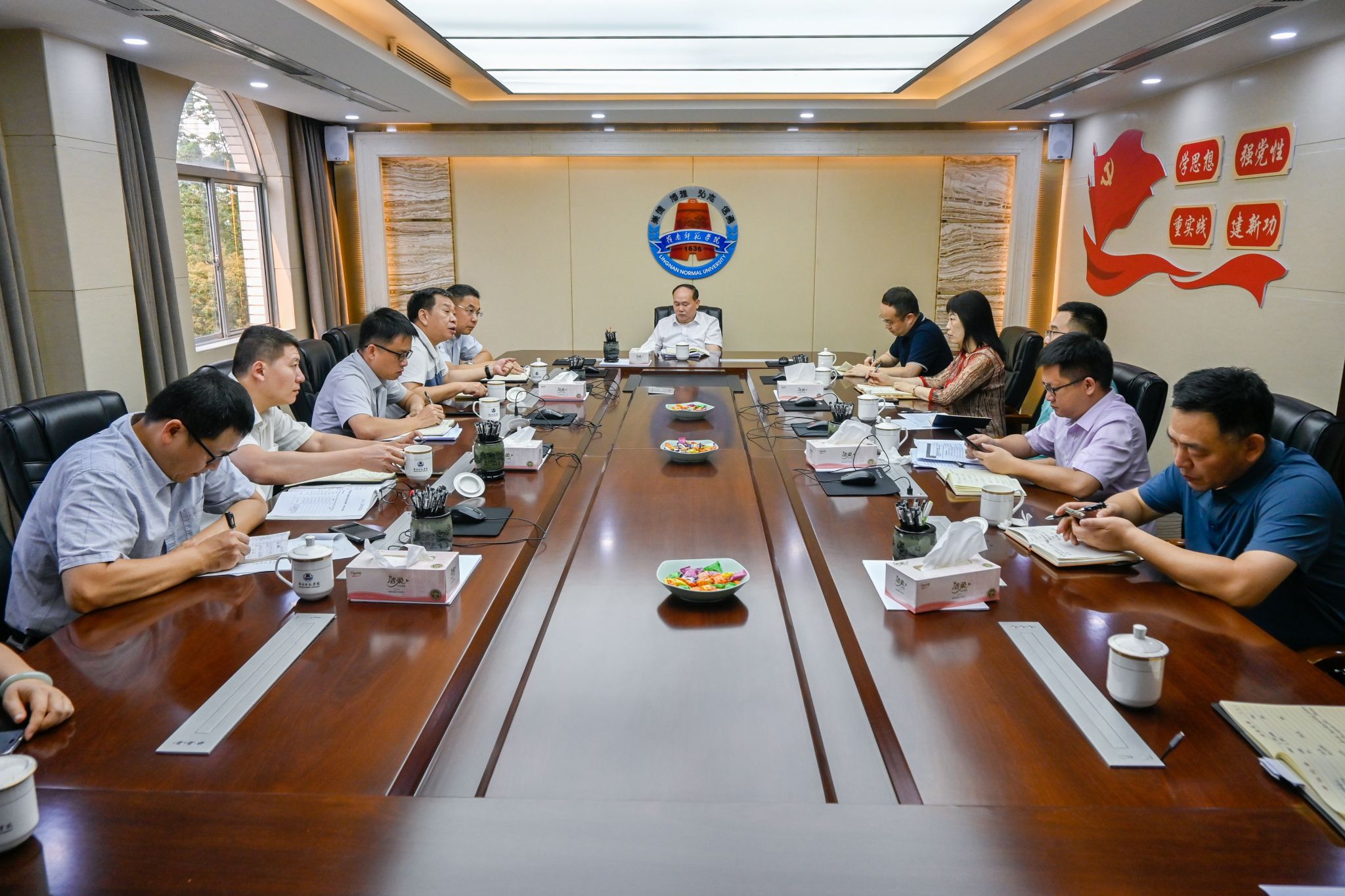 佟烨摄--会议全景 (2) 2.JPG 佟烨摄--会议全景 (2) 2.JPG