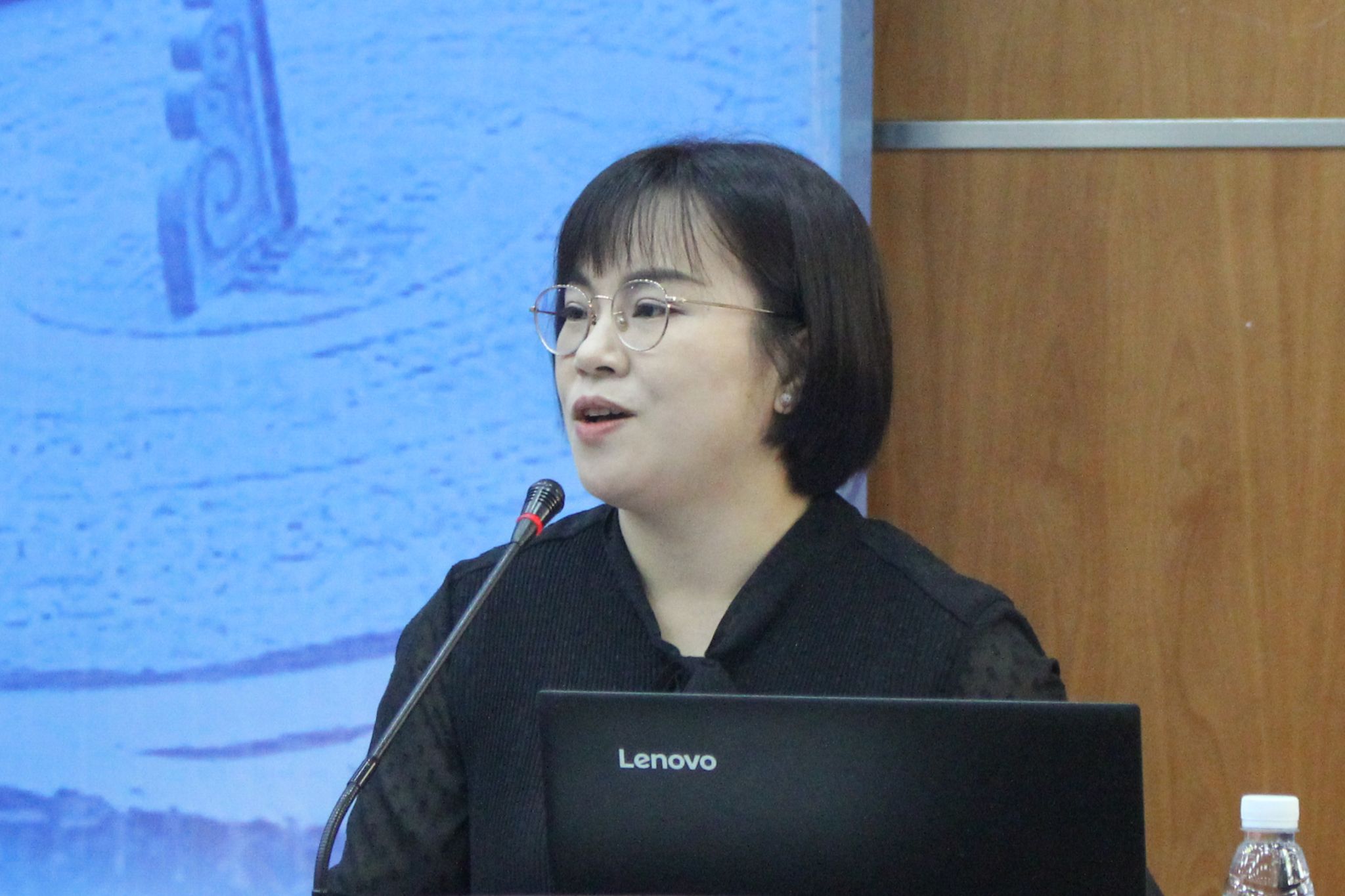 梁蔓淇摄-7特写 2.JPG