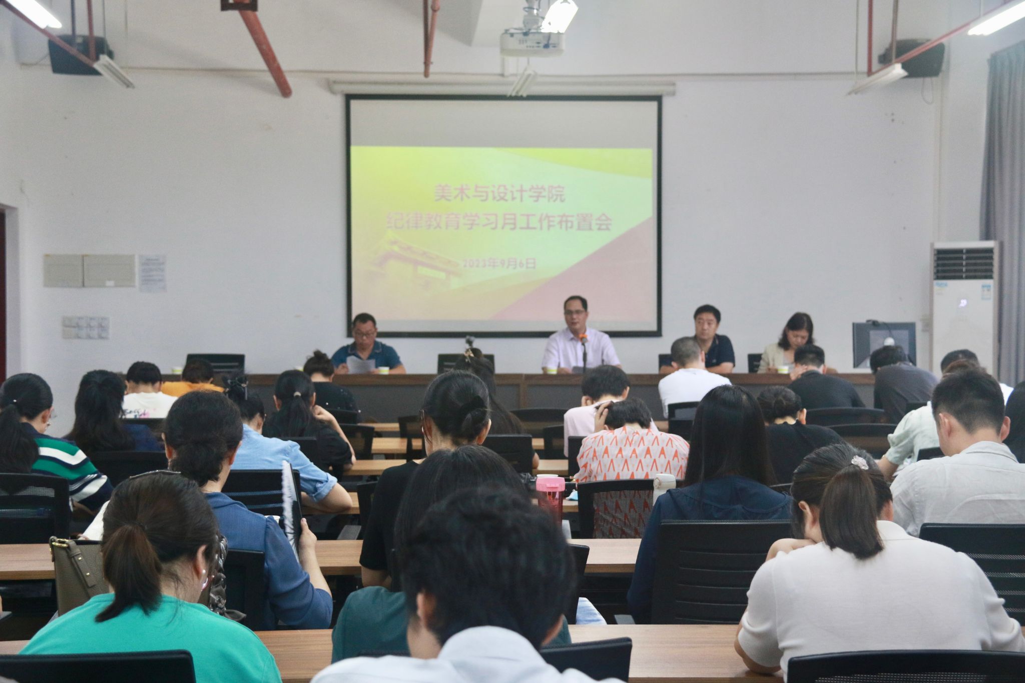 d231b9bd608e9192404b83e2cfccd10.jpg d231b9bd608e9192404b83e2cfccd10.jpg