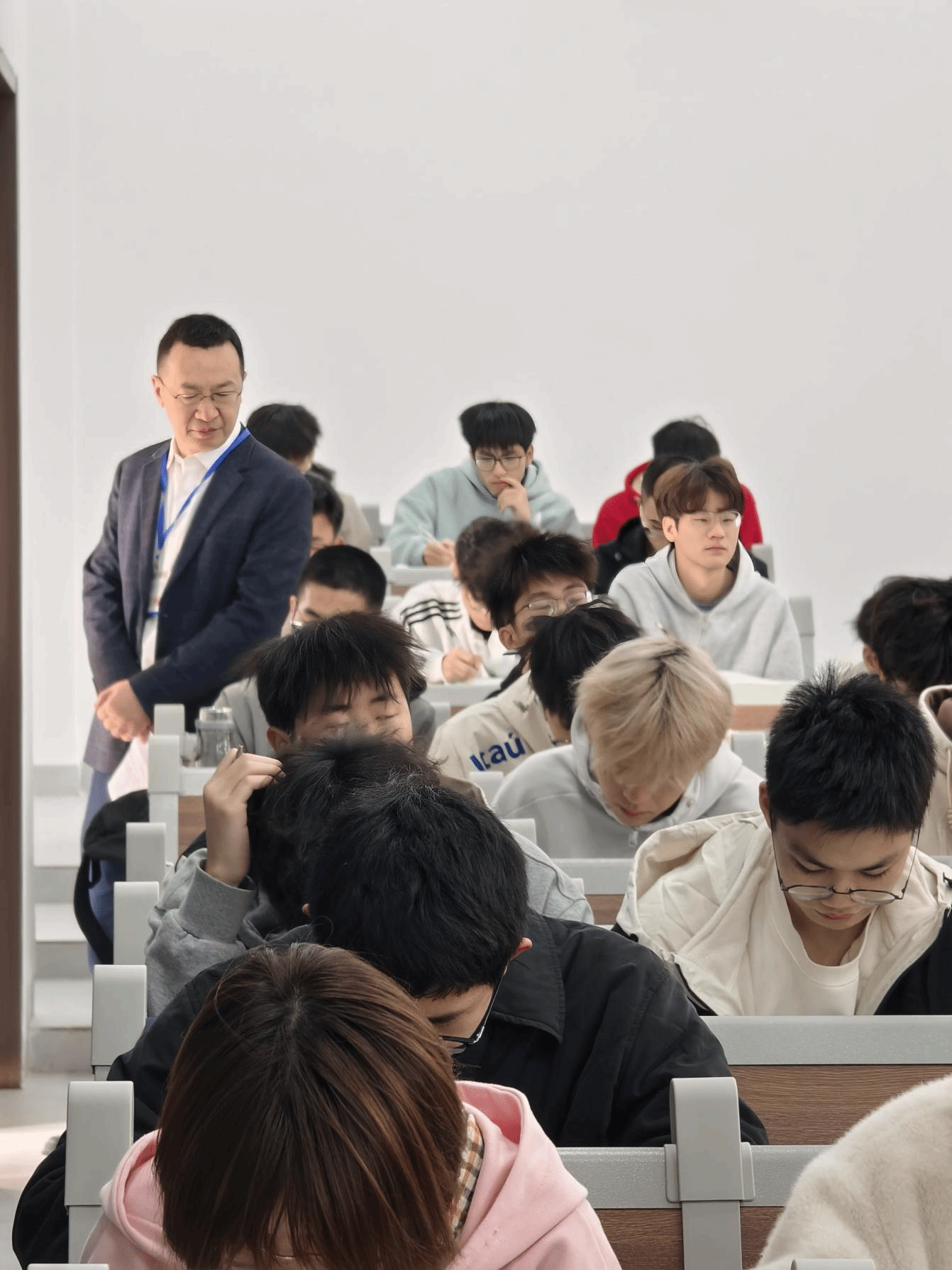 图片1.png 图片1.png