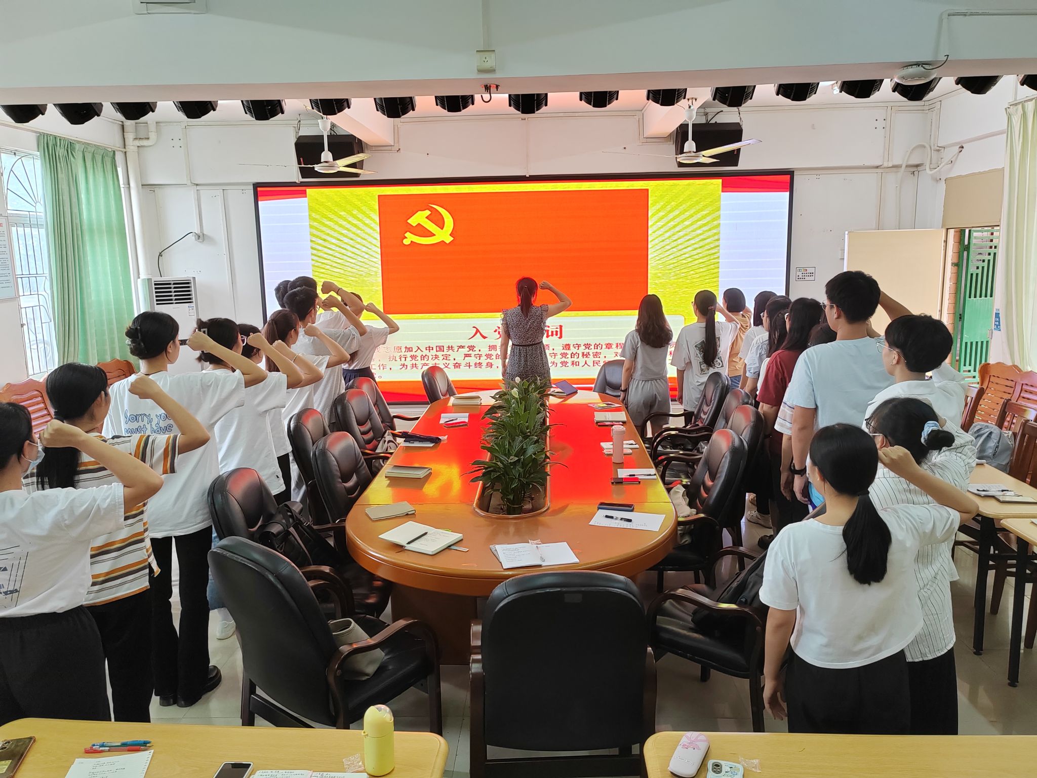 2.jpg 2.jpg