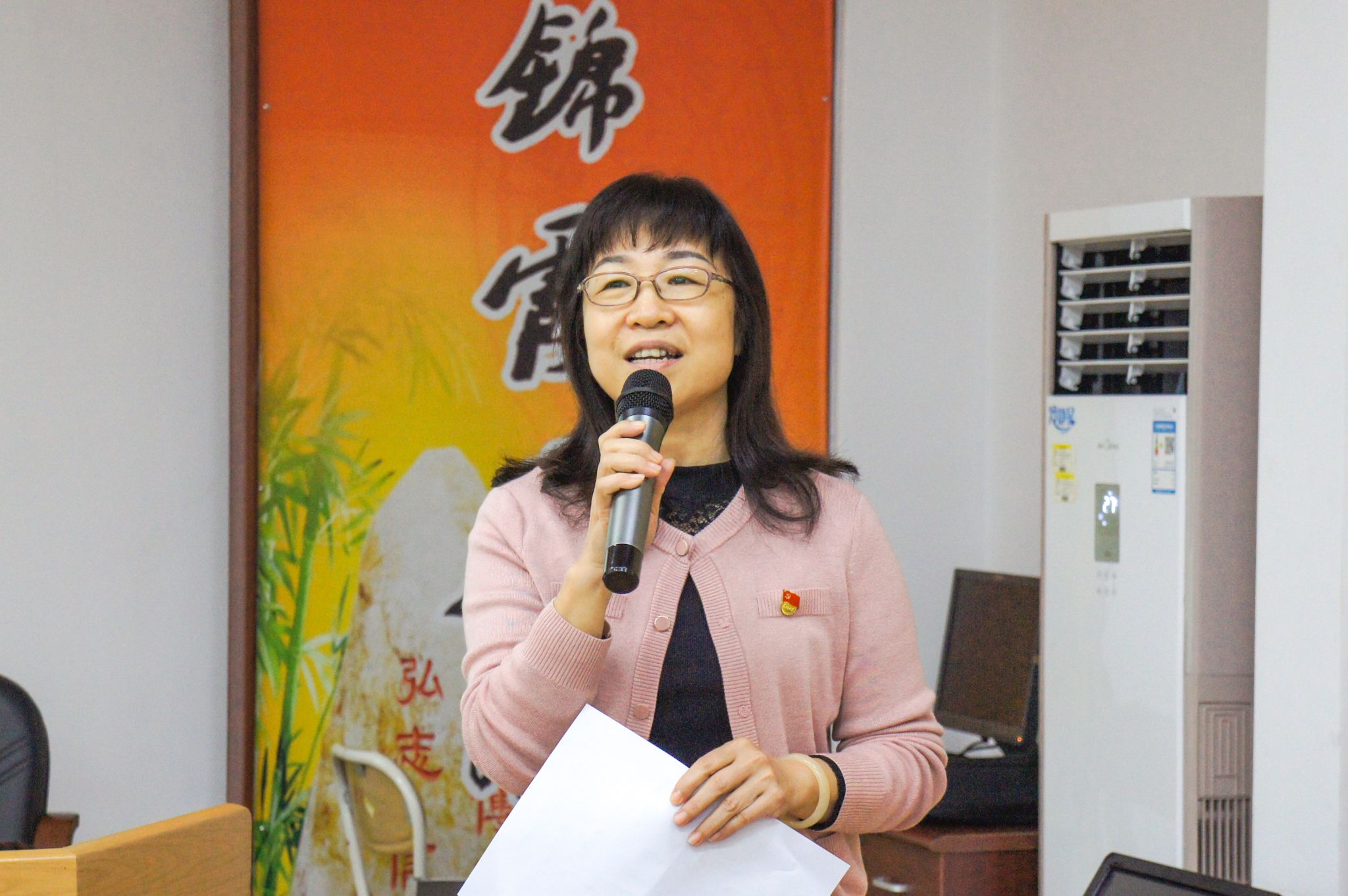 陈香媚摄主持人 (3).jpg