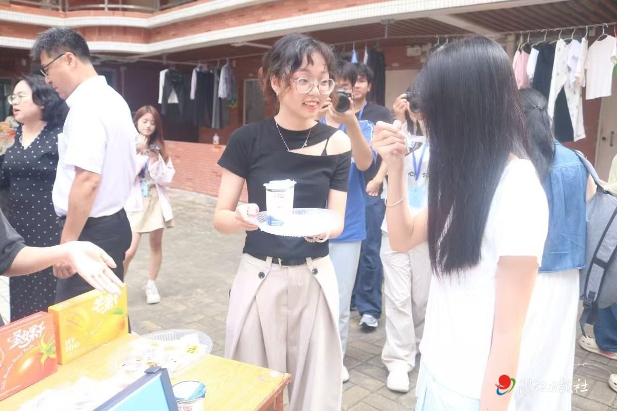 539eb759d4c14d4a80e386bea82ef662.jpeg