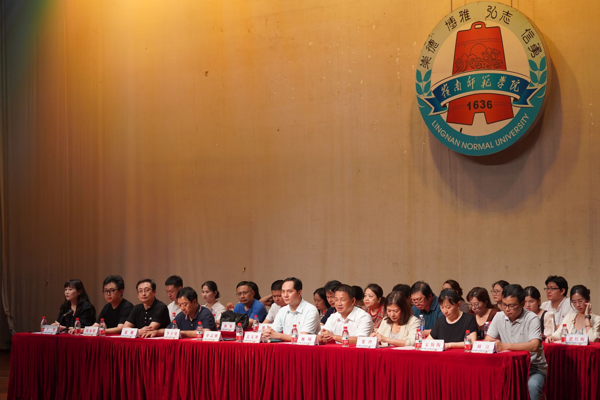 9f8557bfc0c5df09ec0c8d33d8c0b0d.jpg 9f8557bfc0c5df09ec0c8d33d8c0b0d.jpg