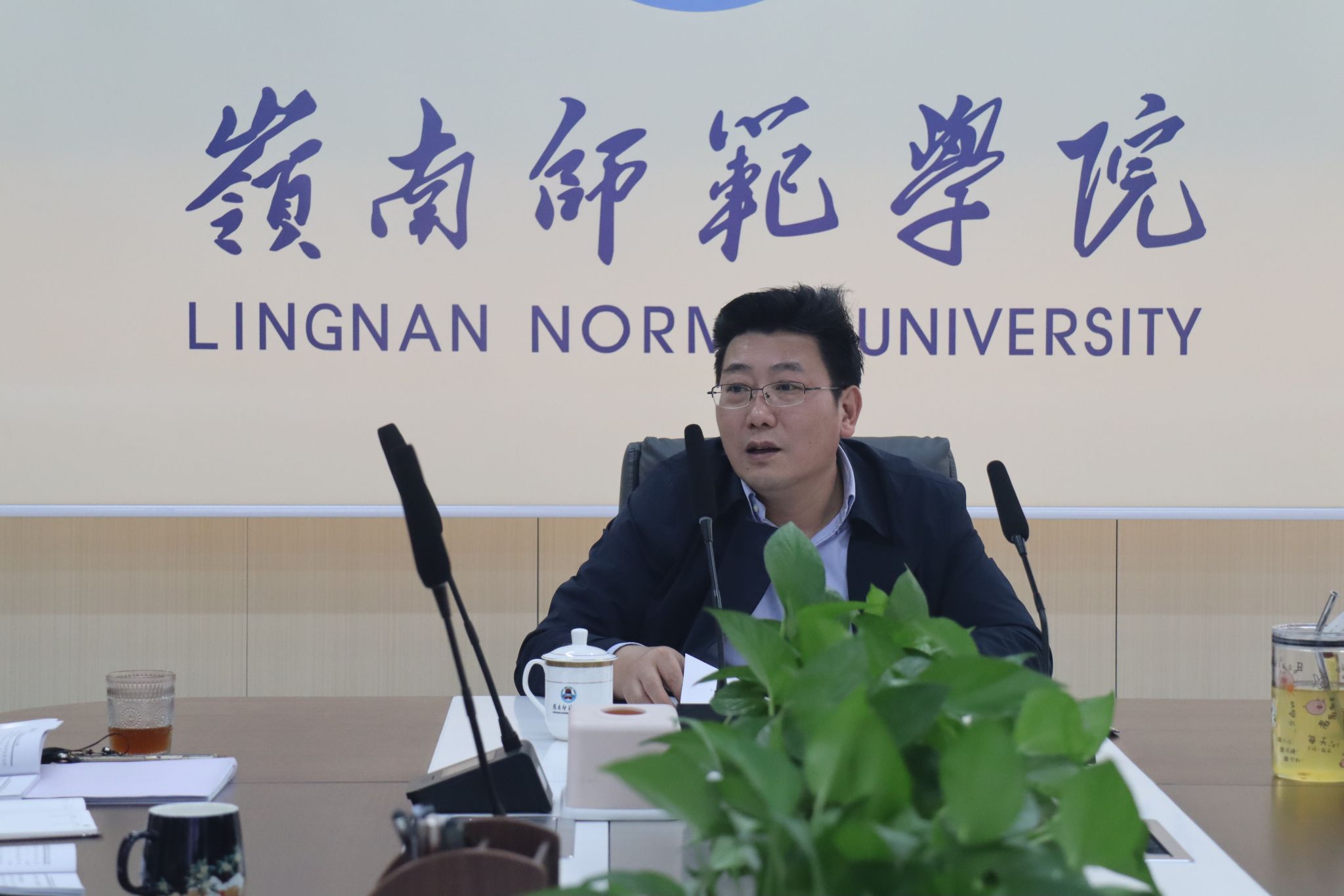 本科教育教学评估工作部署会及集中学习会1(2024.3.18).JPG 本科教育教学评估工作部署会及集中学习会1(2024.3.18).JPG