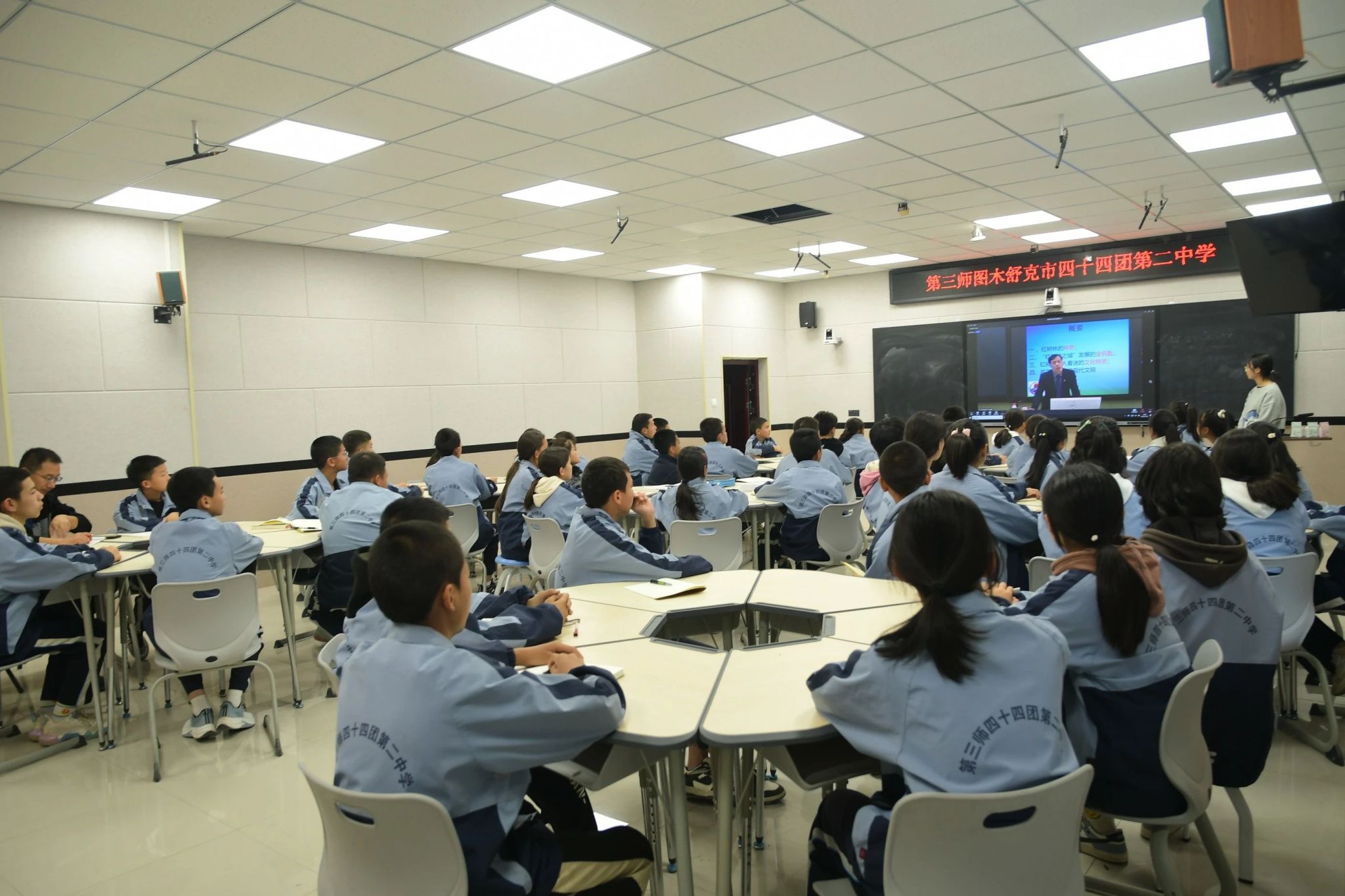 b1b84dd66e42cffcf12d4245d0f83588.jpg b1b84dd66e42cffcf12d4245d0f83588.jpg