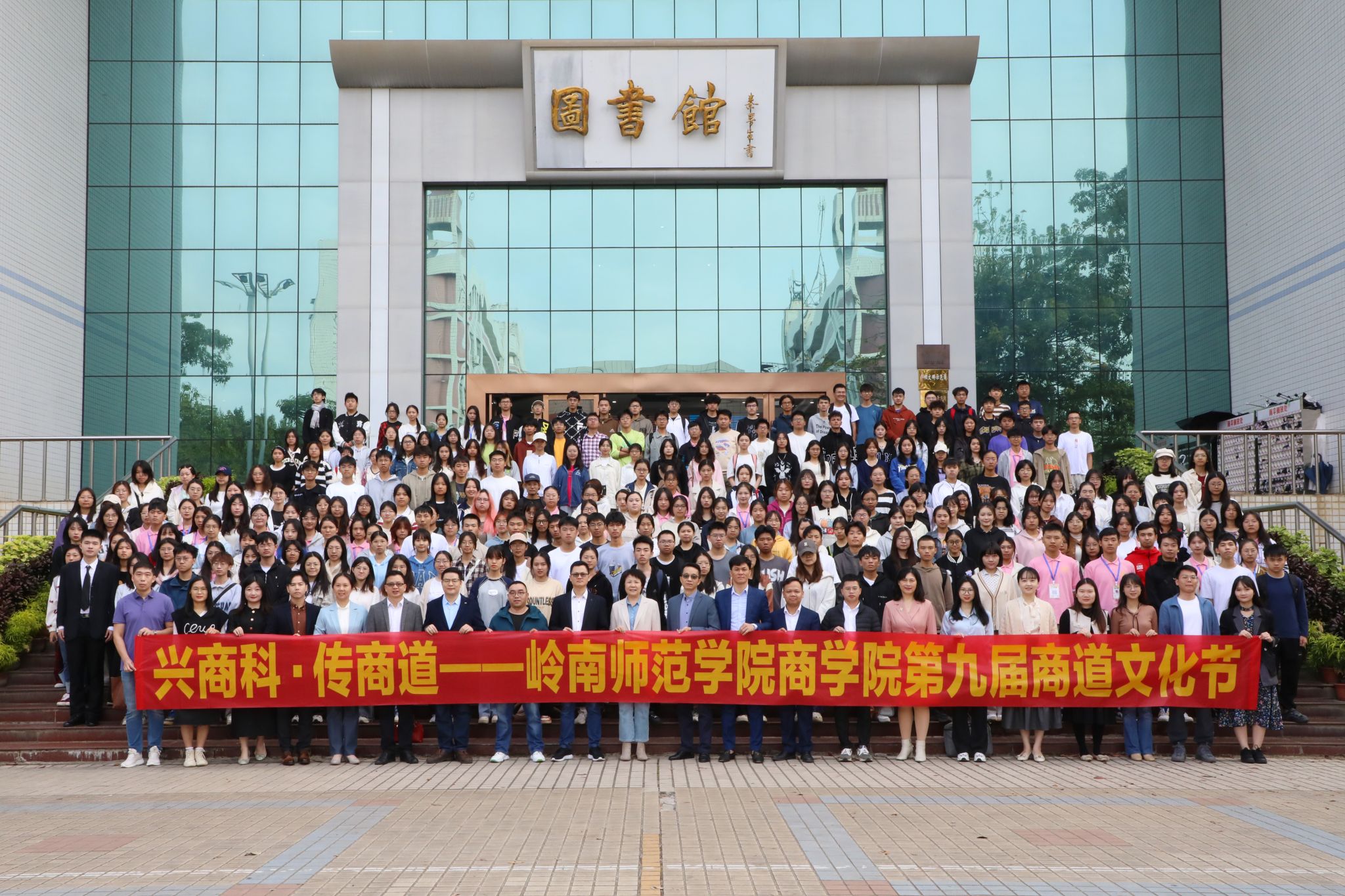 120A0931(1).jpg 120A0931(1).jpg